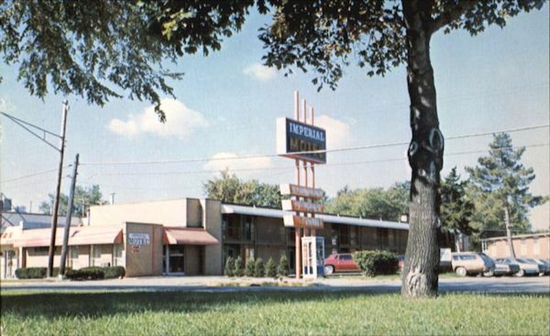 Imperial Motel - Vintage Postcard (newer photo)